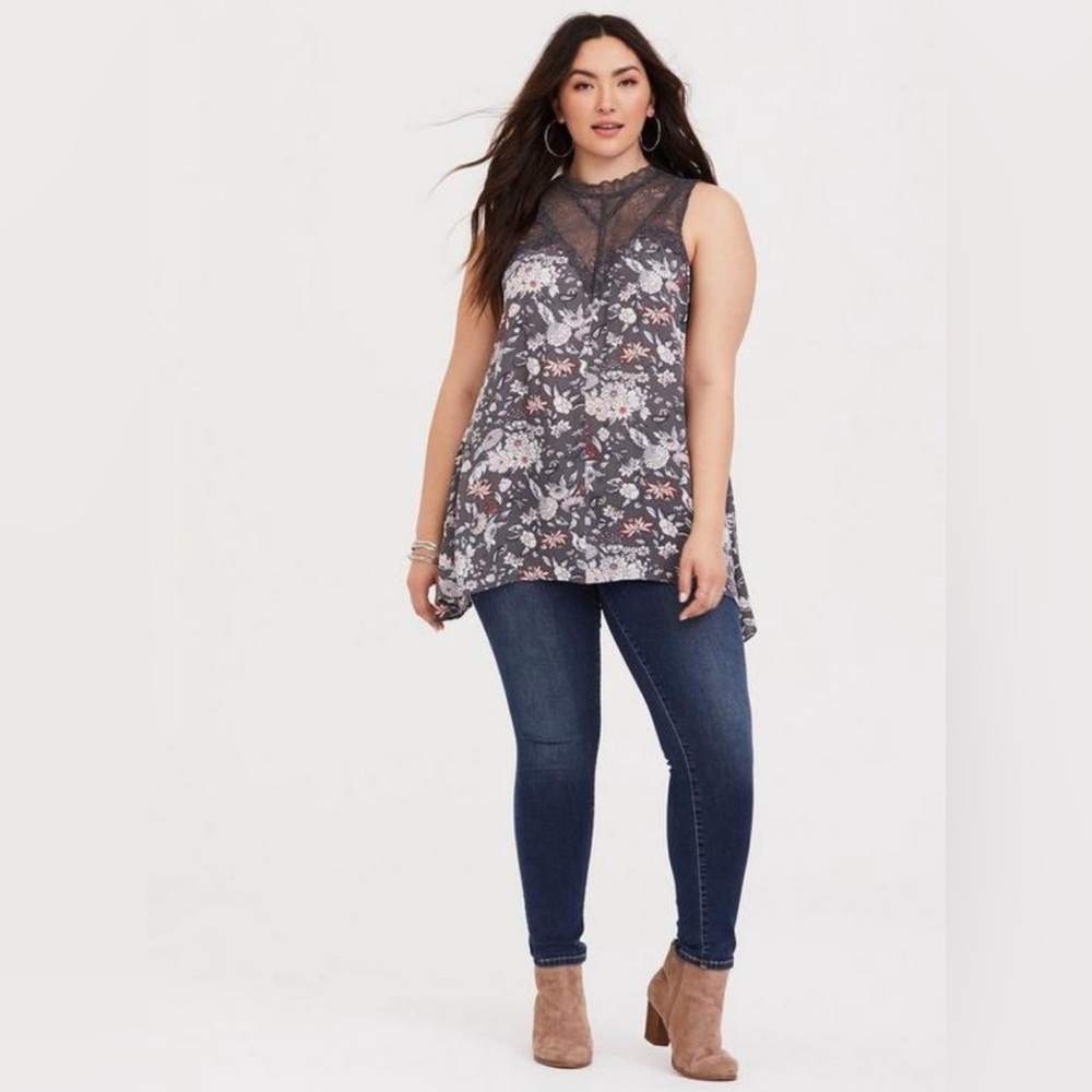 Torrid Grey Illusion Sharkbite gauze tank plus size 2x